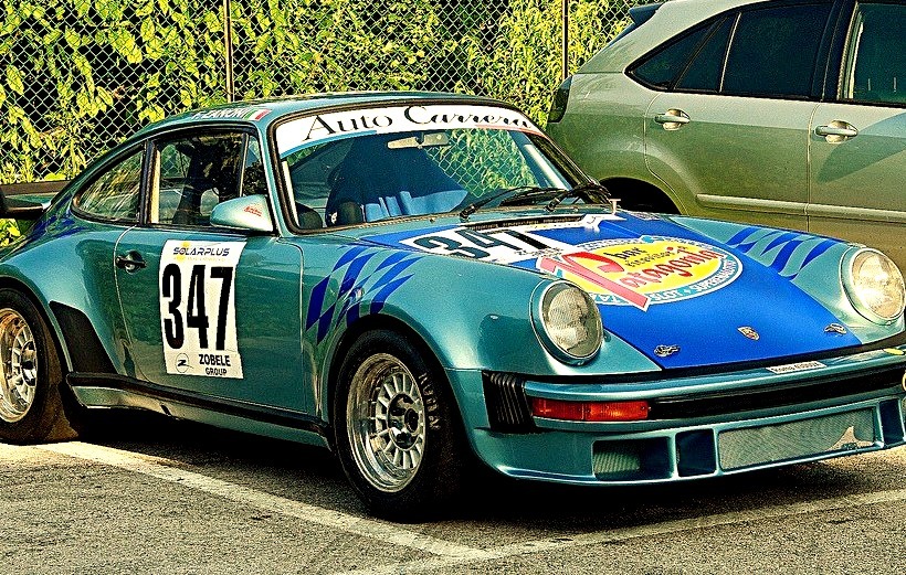 Porsche 930